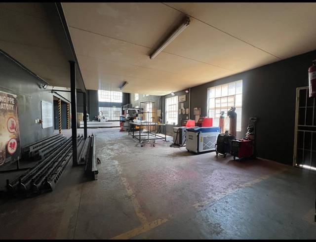 1,500M² FACTORY FOR SALE IN KYA SANDS